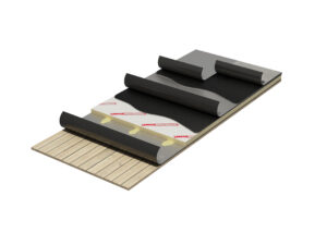 Houten planken bedekt met bitumen dakrollen